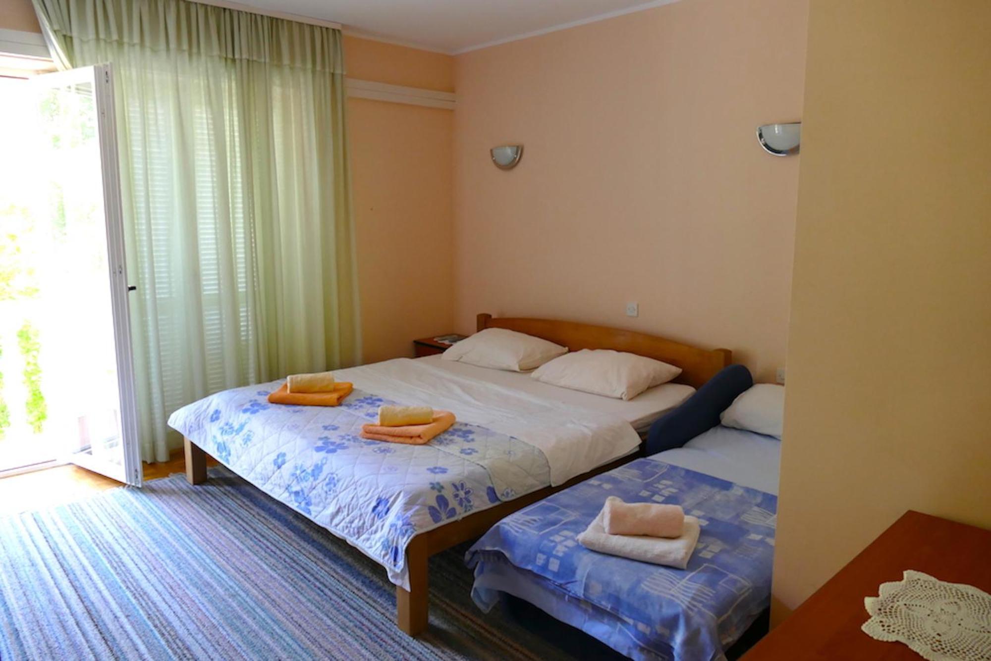 B&B Garni Stefi! Supetarska Draga Δωμάτιο φωτογραφία